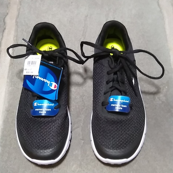 champion black tennis shoes